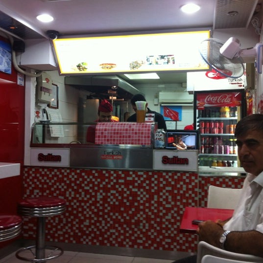 Photo taken at Sultan Kebab Halal Food by Jaehyeon P. on 6/29/2012