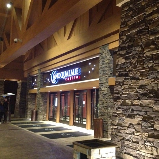 2/26/2012 tarihinde Suneet T.ziyaretçi tarafından Snoqualmie Casino'de çekilen fotoğraf