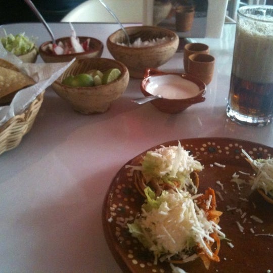 Photo taken at La Guerrera Restaurante by Ari T. on 5/7/2012