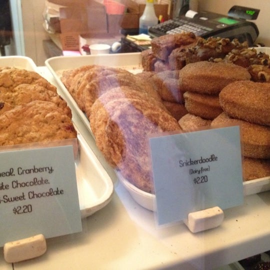 Photo taken at Tu-Lu&#39;s Gluten Free Bakery by Hannah E. on 5/11/2012
