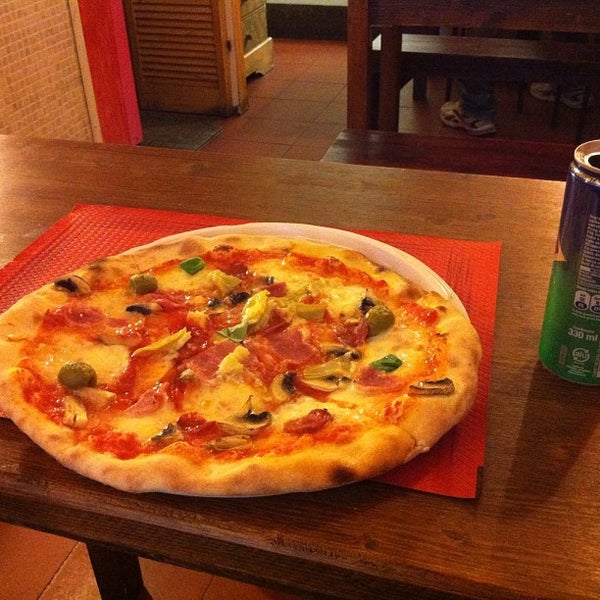 Das Foto wurde bei I&#39; Pizzacchiere von Won-Young S. am 5/25/2012 aufgenommen