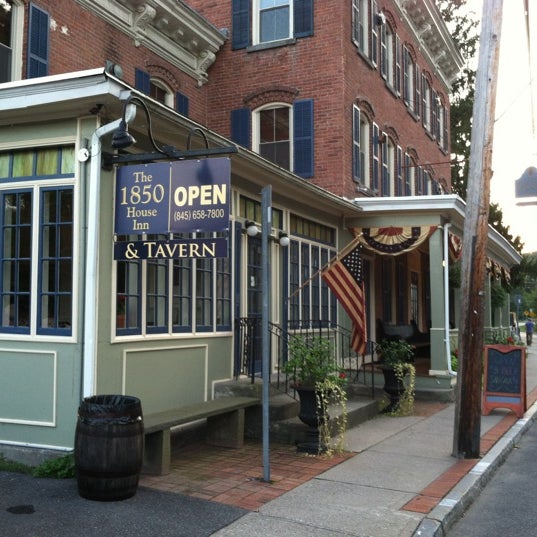 Photo taken at The 1850 House Inn &amp; Tavern by Louisa D. on 9/6/2012