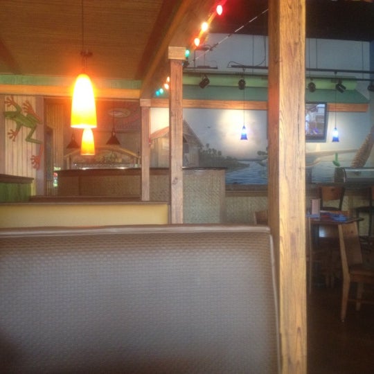 Foto tirada no(a) Jimmy&#39;s Island Grill &amp; Iguana Bar por Bobbi P. em 7/17/2012