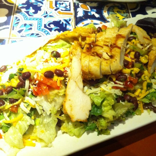 Photo taken at Chili&#39;s Grill &amp; Bar by Jared G. on 7/26/2012