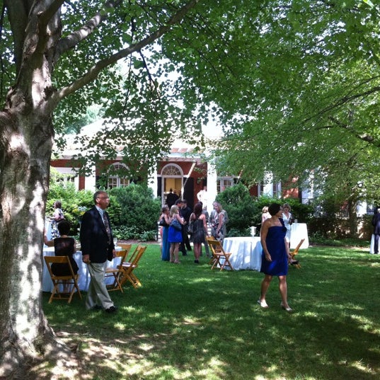 Владимир кафе пятница. Ува клуб. Верхнеторговая пл. Кафе уфа uva. Дорогая я перезвоню уфа.