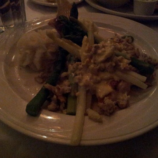Photo taken at Edelweiss German/American Restaurant by Maribel S. on 4/28/2012