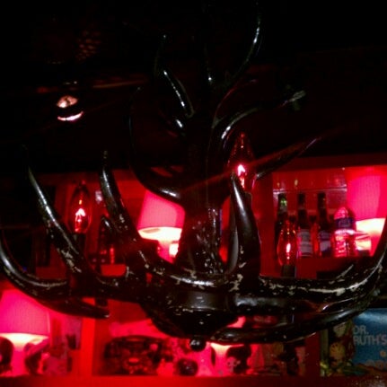 6/24/2012にChris J.がBarracuda Barで撮った写真