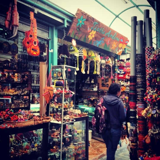 Mercado Artesanal La Mariscal Mariscal Sucre