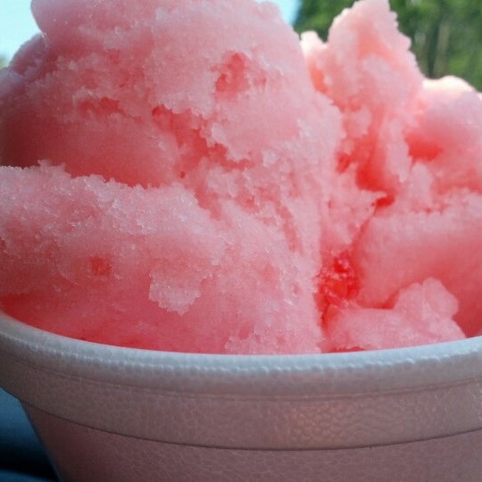 7/9/2012에 Carl J.님이 Pesso&#39;s Ices &amp; Ice Cream에서 찍은 사진