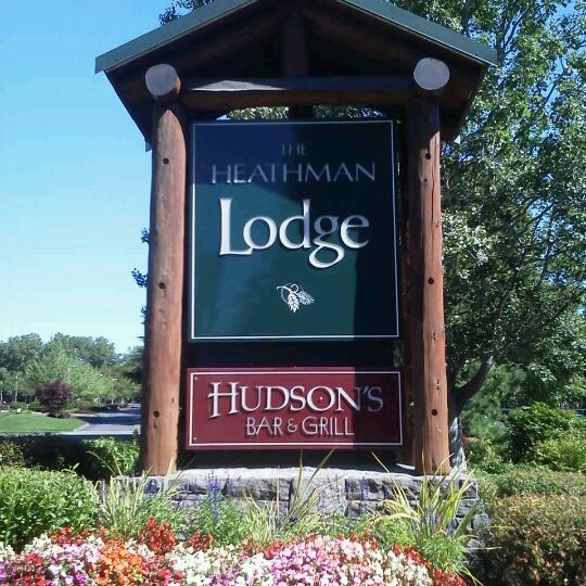Photo taken at The Heathman Lodge by Rick S. on 8/4/2012