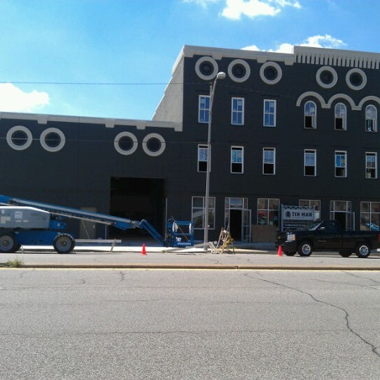 Das Foto wurde bei Tin Man Brewing Company von Leah S. am 8/6/2012 aufgenommen