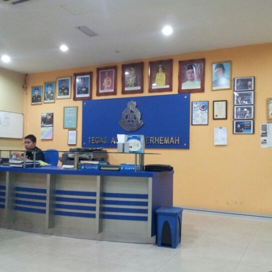 balai polis sri muda