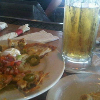 Photo taken at Chili&#39;s Grill &amp; Bar by Betty T. on 3/22/2012