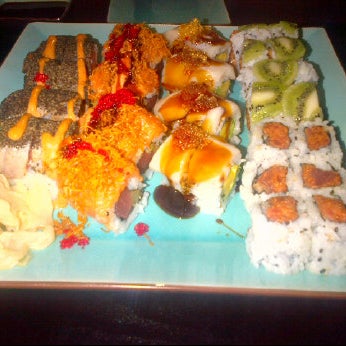 รูปภาพถ่ายที่ Las Olas Sushi Bar and Grill โดย JayCigars เมื่อ 4/24/2012