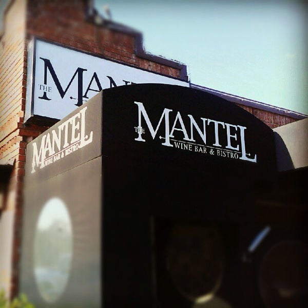 Снимок сделан в Mantel Wine Bar and Bistro пользователем Shua D. 6/23/2012