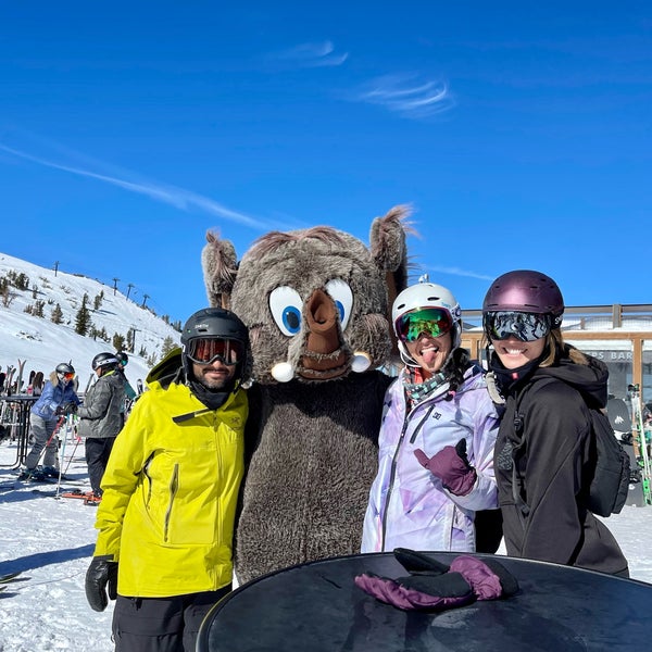 2/12/2022 tarihinde Anissaziyaretçi tarafından Mammoth Mountain Ski Resort'de çekilen fotoğraf