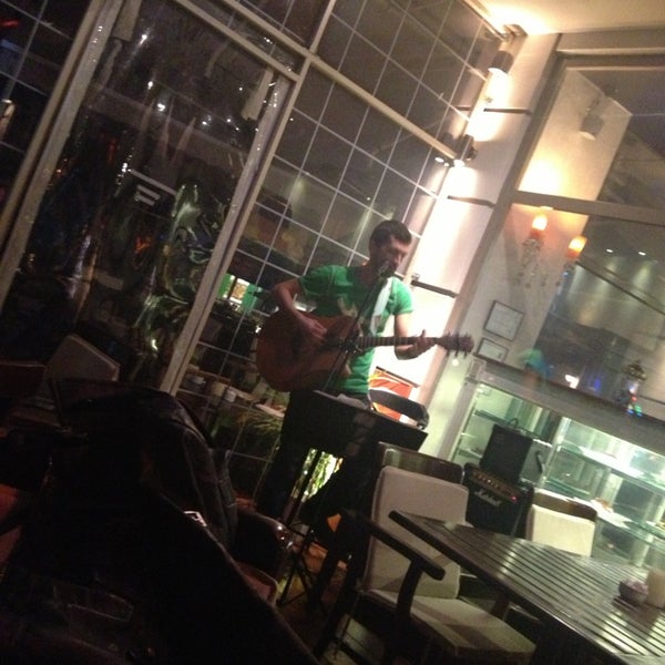 2/9/2013にFurkan K.がCafe Hippoで撮った写真