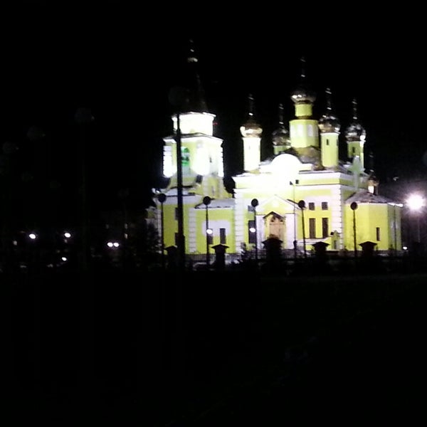 Надым храм