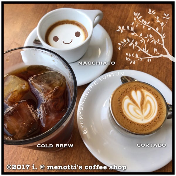 Foto scattata a Menotti&#39;s Coffee Stop da 💕i /@yumyum.in.the.tumtum il 5/11/2017