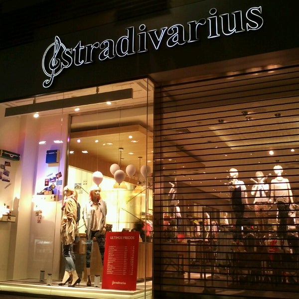 Contribución aniversario Correlación Stradivarius - Tienda de ropa en Tlalpan
