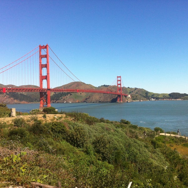 4/16/2013 tarihinde Alexandre C.ziyaretçi tarafından Golden Gate Overlook'de çekilen fotoğraf