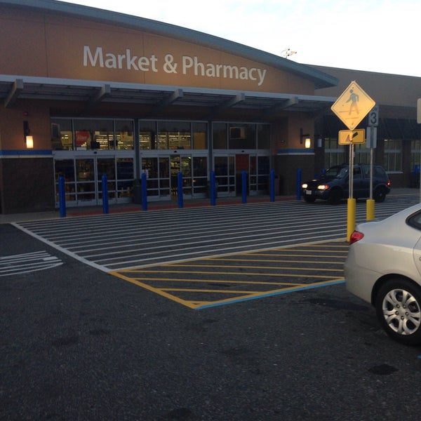 Walmart Supercenter Boston Road Springfield, MA