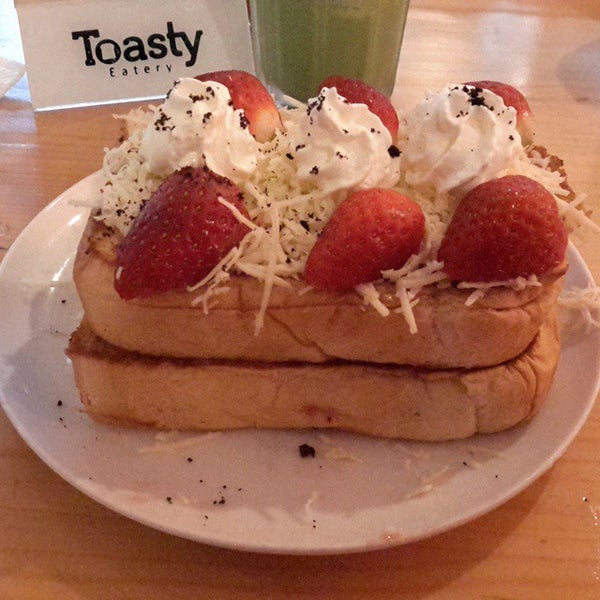 รูปภาพถ่ายที่ Toasty Eatery โดย Windiya P. เมื่อ 2/14/2015