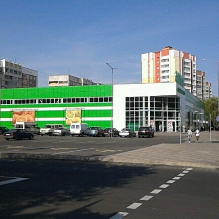 Высшие учебные заведения в гомеле. Советское общежитие. Республика белоруссия гомель транспортный университет. Гомель 2 вайлдберриз где. Алми гомель.