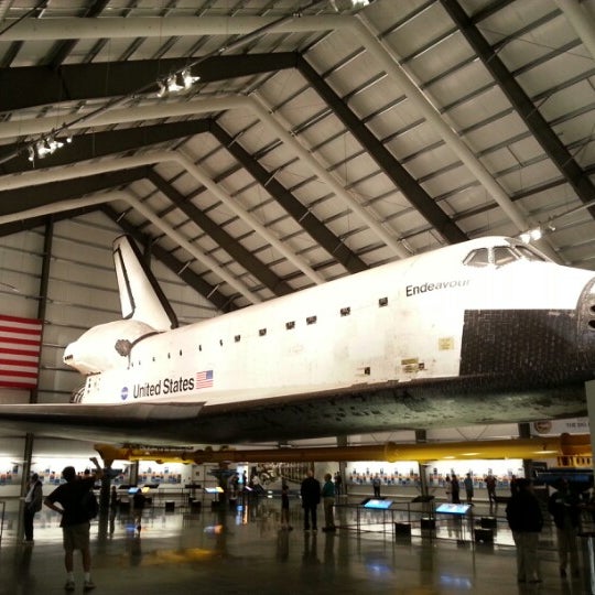 List 105+ Pictures los angeles museum of science space shuttle Latest