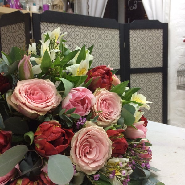 Foto tomada en Цветы de Fleurs студия флористики  por Светлана el 11/15/2016