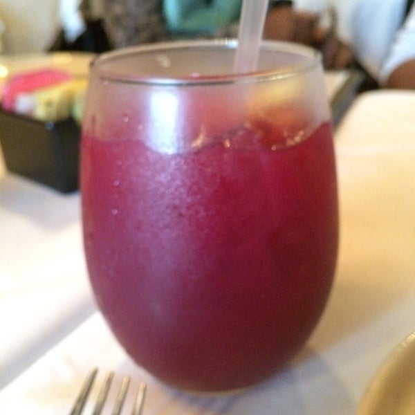 The house sangria is yummy!!!