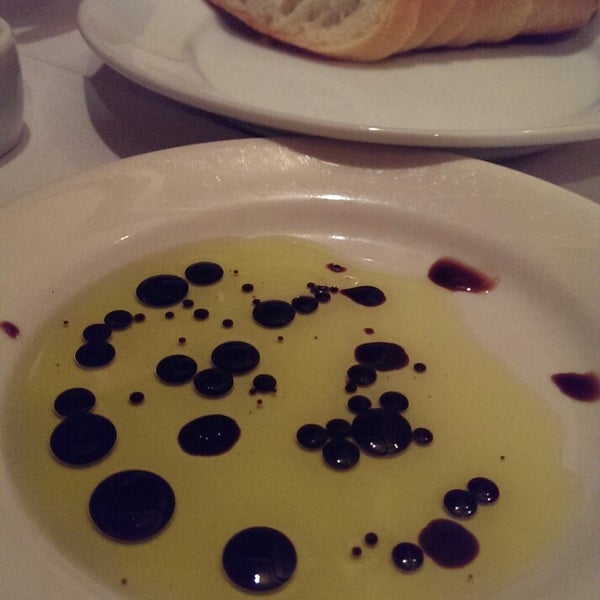 Das Foto wurde bei Jack &amp; Giulio&#39;s Italian Restaurant von Kevin P. am 2/17/2014 aufgenommen
