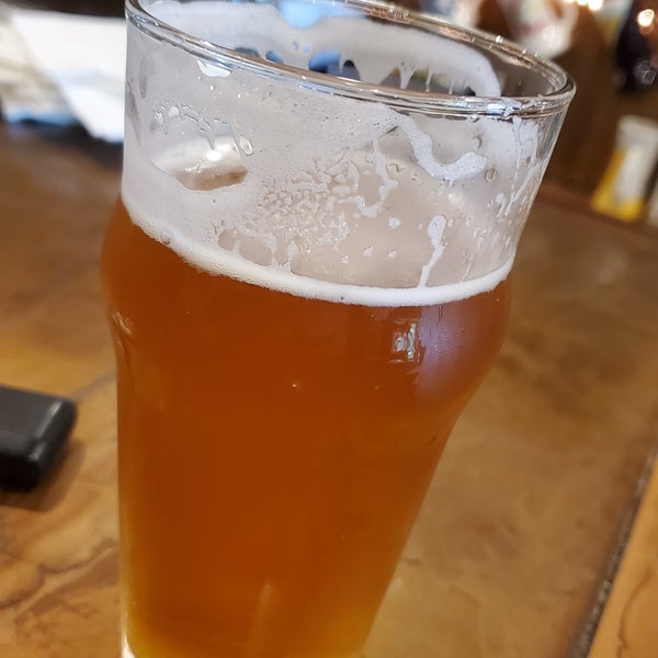 Photo taken at Wolf Creek Restaurant &amp; Brewing Co. by Raymond H. on 6/17/2019