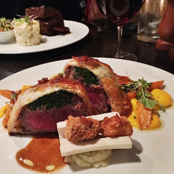 Photo prise au Kingsleys Steak &amp; Crabhouse par Anderson L. le3/31/2015