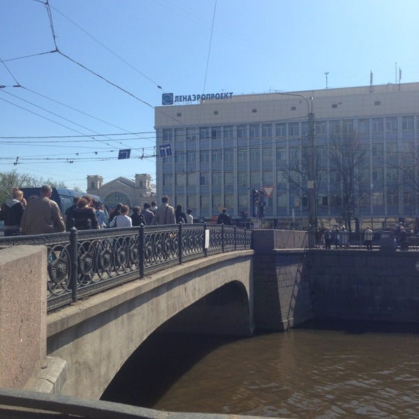 Зеленый мост спб. Лермонтовский мост. Лермонтовский мост. Мост на лермонтовском проспекте в санкт-петербурге. Ново-петергофский мост.