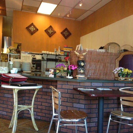 11/5/2012 tarihinde Derekziyaretçi tarafından Le Moose Crepe Cafe'de çekilen fotoğraf