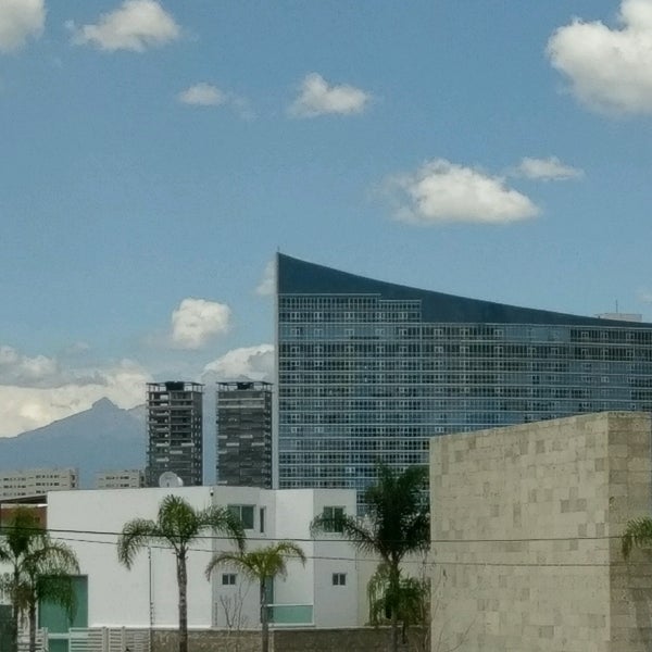 Pabellón Las Torres Blvd. Municipio Libre