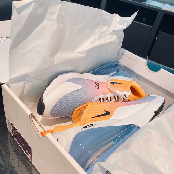 nike store milano duomo