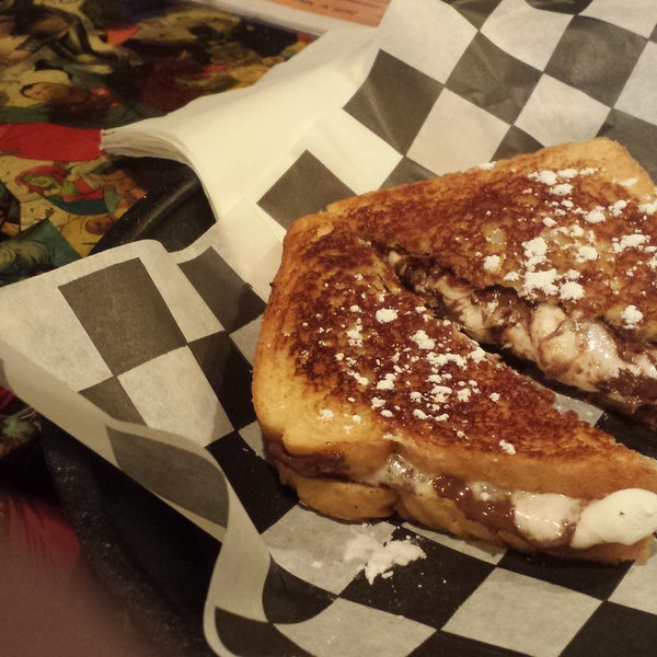 Grilled S'mores Sandwich ...uuuuuuugh~ 😍
