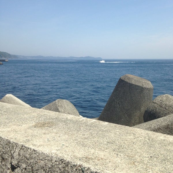 Photos At 熱海港海釣り施設 和田浜南町1694 32