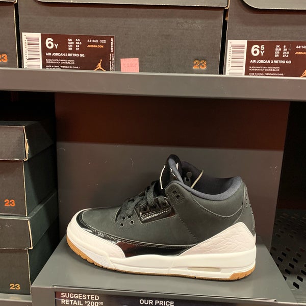 Nike top trafalgar outlet