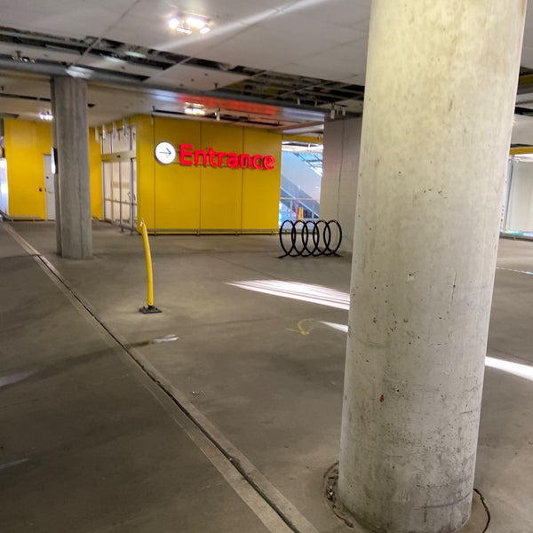 3/24/2022 tarihinde Rodrigo P.ziyaretçi tarafından IKEA Coquitlam'de çekilen fotoğraf