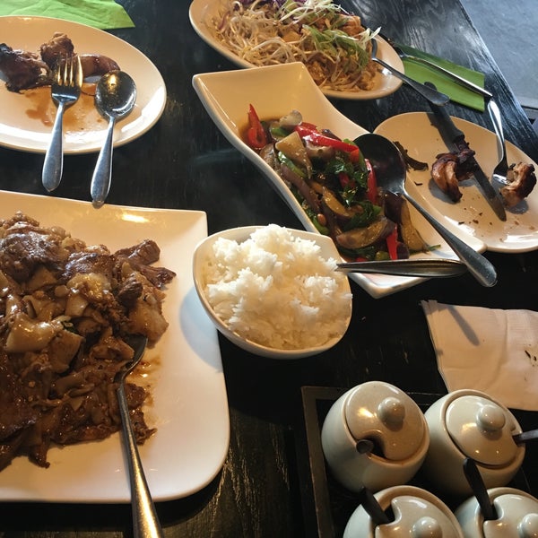 Photos at Bai Tong Thai Restaurant Thai Restaurant in Tukwila