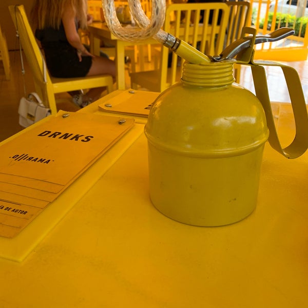 Ollirama En Guadalajara Un Restaurante Totalmente Amarillo Revista Via Mexico