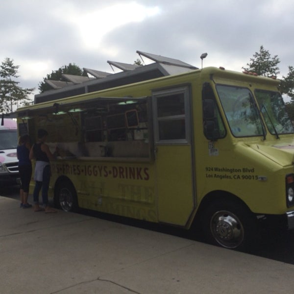 6/27/2014 tarihinde Ruth N.ziyaretçi tarafından The Greasy Wiener Truck'de çekilen fotoğraf