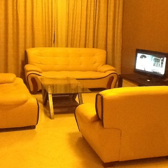 Crystal Plaza Hotel tips