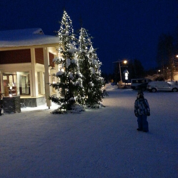 Photo taken at Ounasvaaran Pirtit by Bilge on 2/1/2014