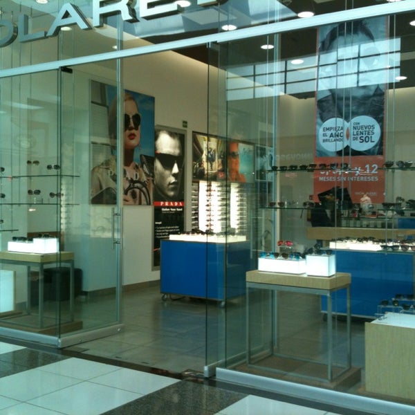 Sunglass Hut - Vialidad de la Barranca 