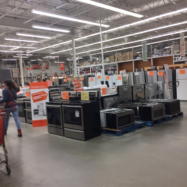 The Home Depot SteFoy'da Hırdavat Mağazası