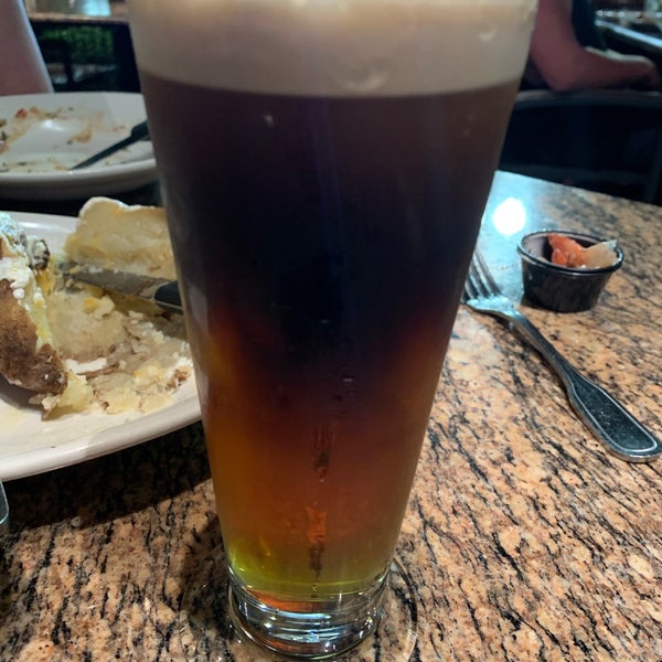 Photo taken at BJ&#39;s Restaurant &amp; Brewhouse by Dale C. on 9/3/2019